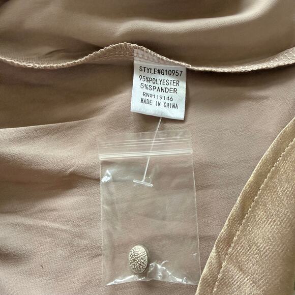 NWT Jodifl Gold Metallic Button Front Babydoll Shirt Dress Size S Holiday Party - Picture 7 of 7